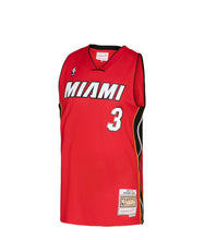 Load image into Gallery viewer, Men's Mitchell & Ness Dwyane Wade Miami Heat Red NBA Hardwood Classics Swingman Jersey