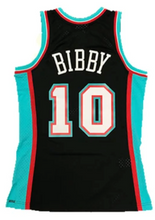 Load image into Gallery viewer, Men's Mitchell & Ness Mike Bibby Vancouver Grizzlies Black NBA Hardwood Classics Swingman Jersey