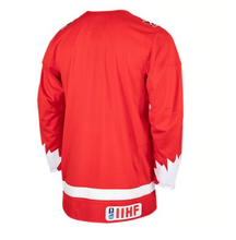 Load image into Gallery viewer, Men's Nike Team Canada Hockey 2020-2021 Alternate Red NHL Jersey