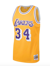 Load image into Gallery viewer, Men's Mitchell & Ness Shaquille O'Neal Los Angeles Lakers Yellow NBA Hardwood Classics Swingman Jersey