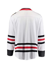 Load image into Gallery viewer, Men&#39;s Fanatics Chicago Blackhawks White Breakaway NHL Jersey
