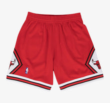 Load image into Gallery viewer, Men&#39;s Chicago Bulls Mitchell &amp; Ness Hardwood Classics Swingman Red Basketball Shorts
