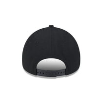 Load image into Gallery viewer, Los Angeles Kings New Era 9FORTY A-Frame Black Snapback NHL Adustable Hat
