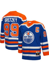 Load image into Gallery viewer, Men&#39;s Mitchell &amp; Ness Edmonton Oilers Wayne Gretzky Royal Blue &amp; Orange 1986-87 Captain&#39;s Patch Blue Line Vintage NHL Jersey
