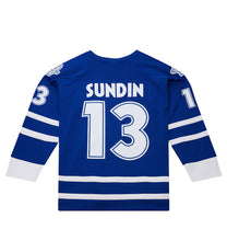Load image into Gallery viewer, Men&#39;s Mitchell &amp; Ness Toronto Maple Leafs Mats Sundin 1997-98 Throwback Powerplay Royal Blue NHL Jersey
