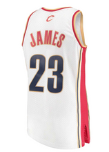 Load image into Gallery viewer, Men&#39;s Mitchell &amp; Ness Lebron James Cleaveland Cavaliers White NBA Hardwood Classics Swingman Jersey
