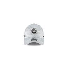 Load image into Gallery viewer, Las Vegas Raiders New Era NFL Sideline Cap
