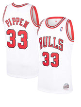 Load image into Gallery viewer, Men’s Mitchell &amp; Ness  Scottie Pippen Chicago Bulls White NBA Hardwood Classics Swingman Jersey

