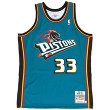 Load image into Gallery viewer, Men&#39;s Mitchell &amp; Ness Grant Hill Detroit Pistons Blue NBA Hardwood Classics Swingman Jersey
