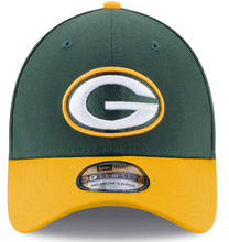 Load image into Gallery viewer, Green Bay Packers New Era Team Classic Two-Tone 39THIRTY Flex Hat
