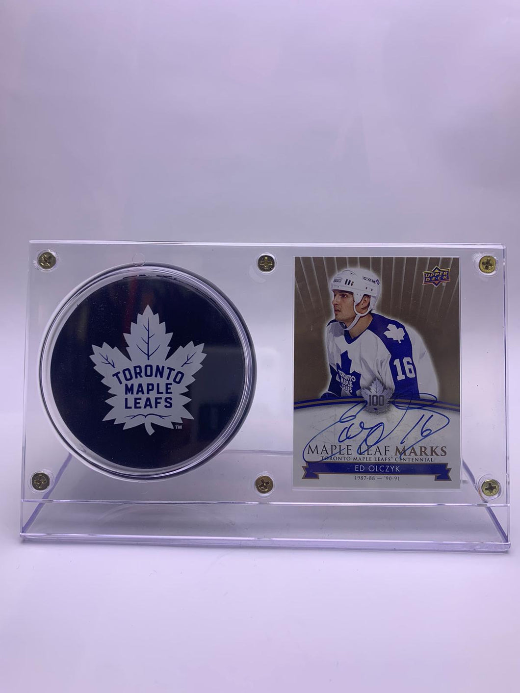 Toronto Maple Leafs Ed Olczyk Game-used Stick and Collectible Card