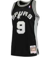 Load image into Gallery viewer, Men&#39;s San Antonio Spurs Tony Parker #9 Mitchell &amp; Ness Black 2001-02 Hardwood Classics Swingman Jersey
